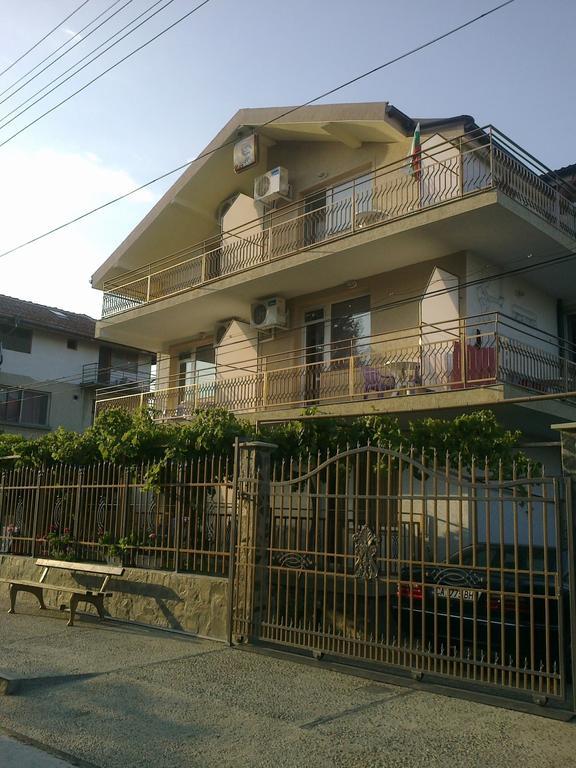 Guest Rooms Rusalka Kranewo Exterior foto