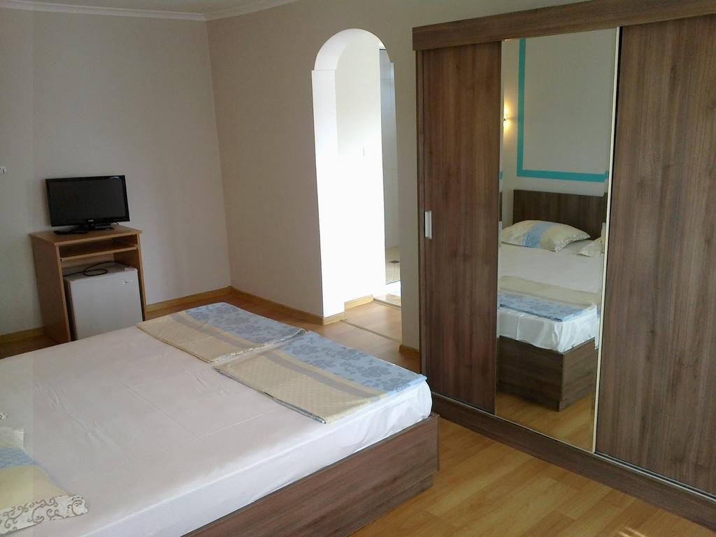 Guest Rooms Rusalka Kranewo Exterior foto